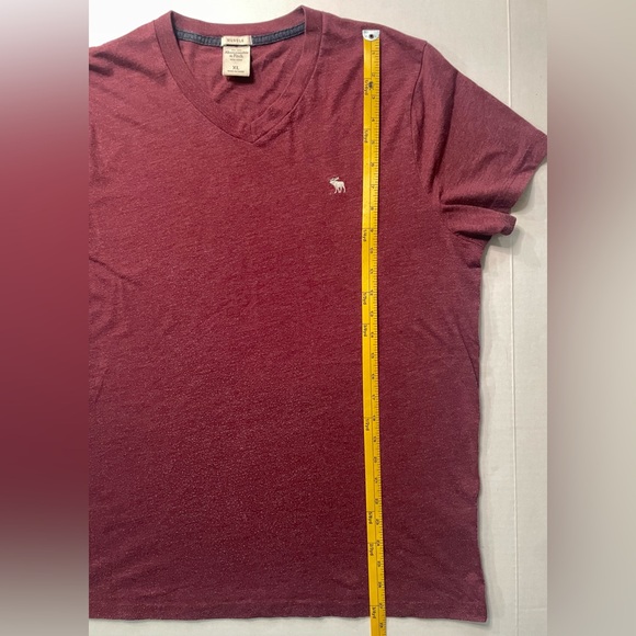 Abercrombie & Fitch Shirt Men's Size XL Muscle V-Neck Logo Maroon Short Sleeve - Picture 3 of 11